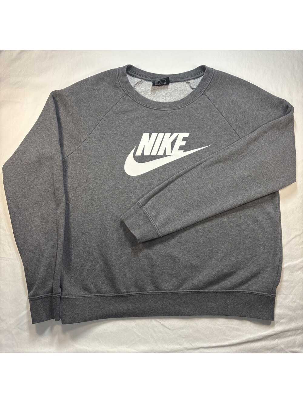 Nike Club Fleece Sweatshirt Grey size M Very Soft